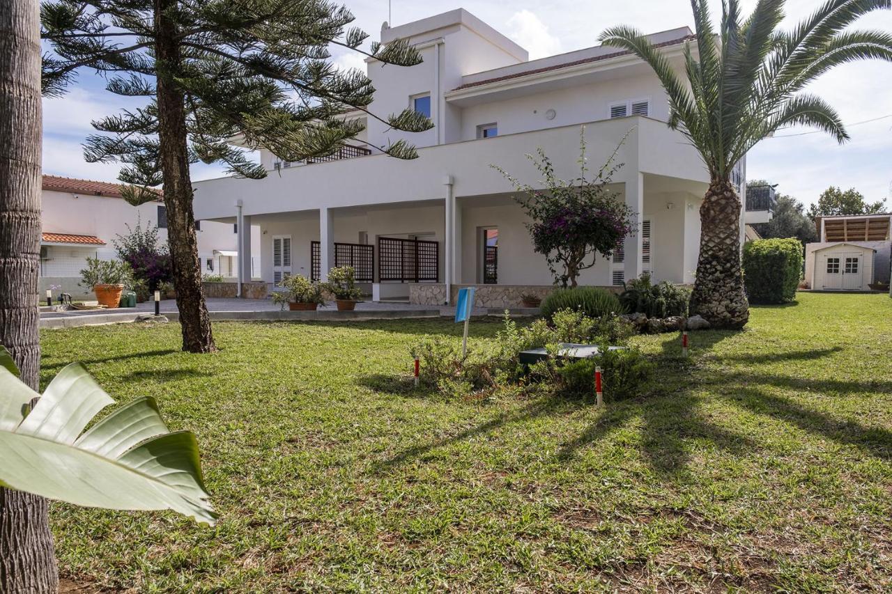Villa Orietta Фонтане Бианче Екстериор снимка